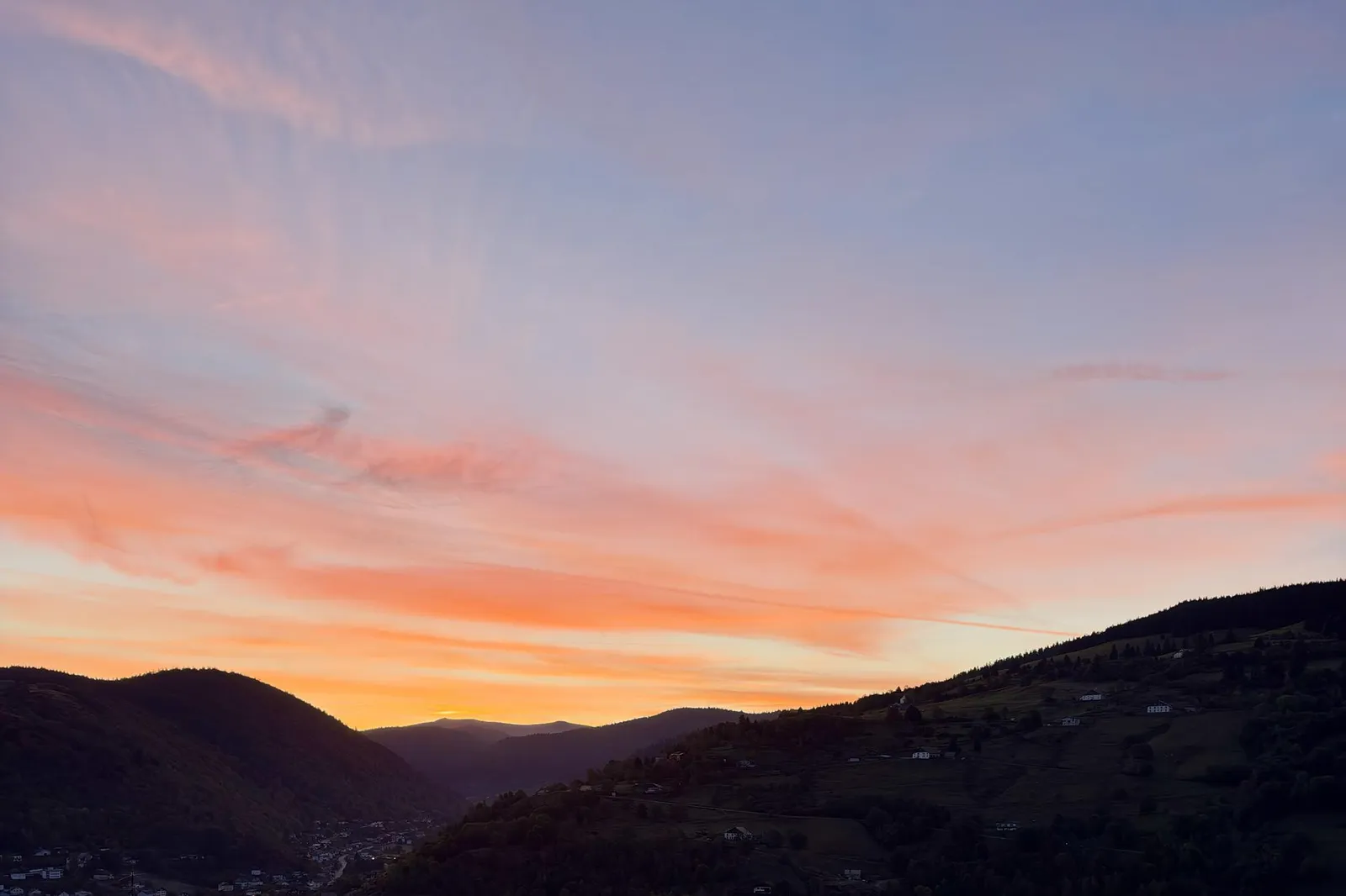 Coucher de soleil sur la vallée de La Bresse depuis la maison